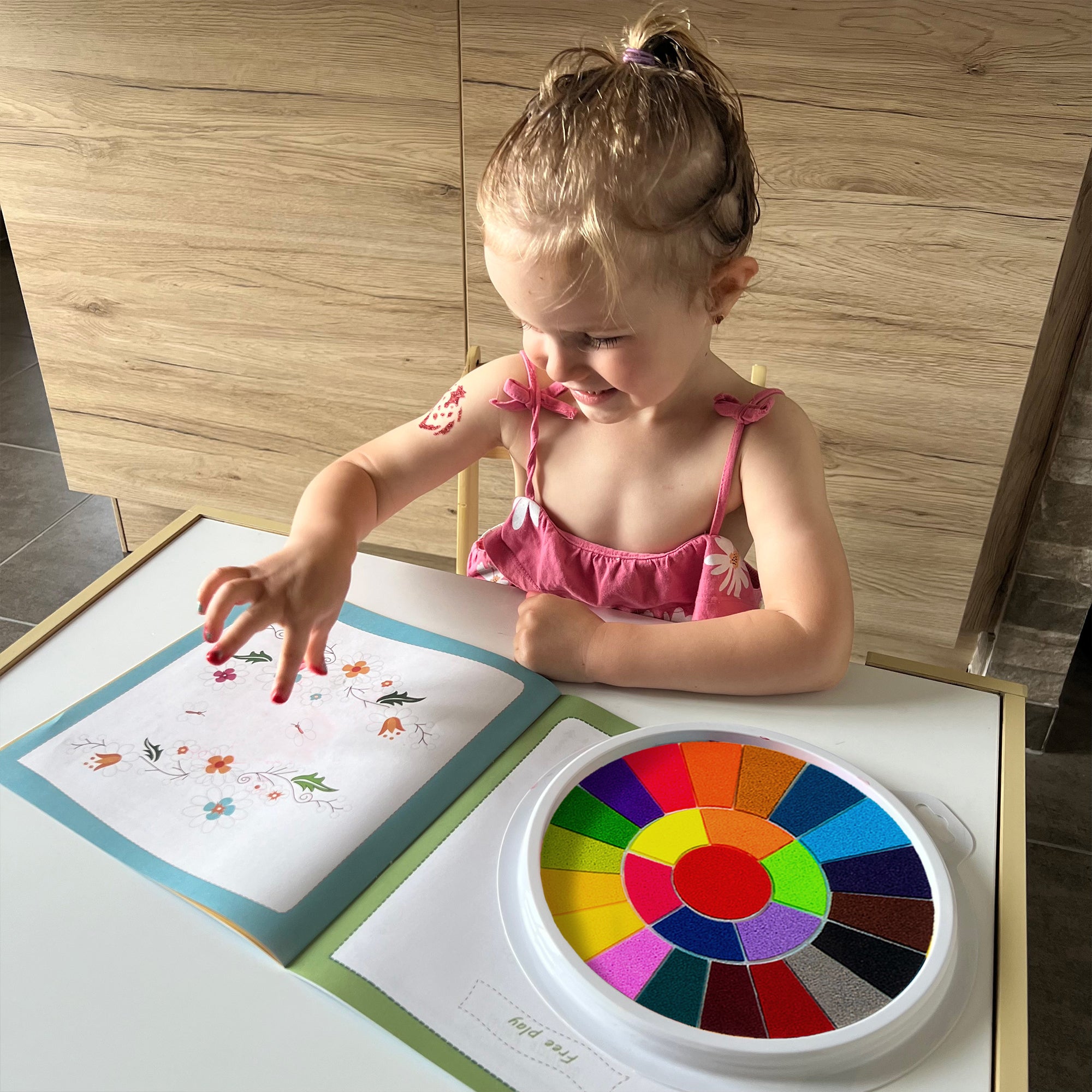 KiddoSpace Finger Painting Kit