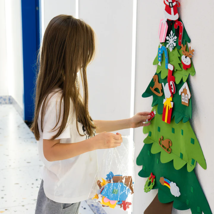 Christmas Tree for Kids (Includes 30 Decorations)